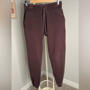Reigning Champ Men's Joggers — Deep Maroon